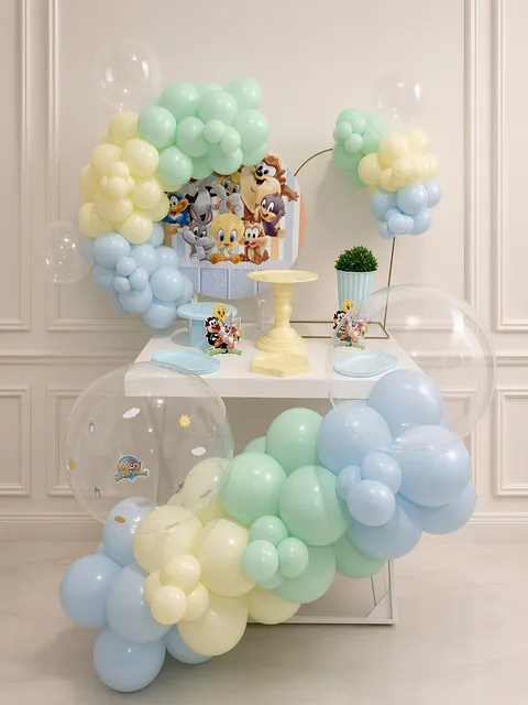 Festa Realizada Baby Looney Tunes - Kit Premium